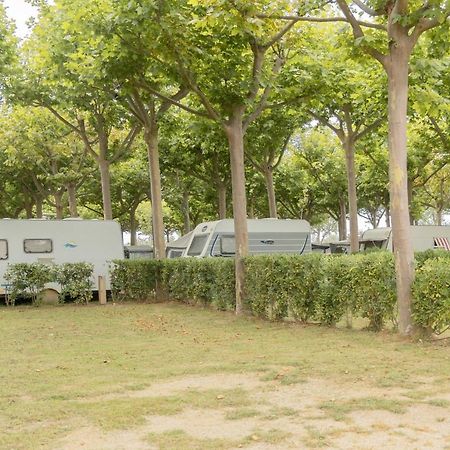 Camping Senia Caballo De Mar 피네다데마르 외부 사진
