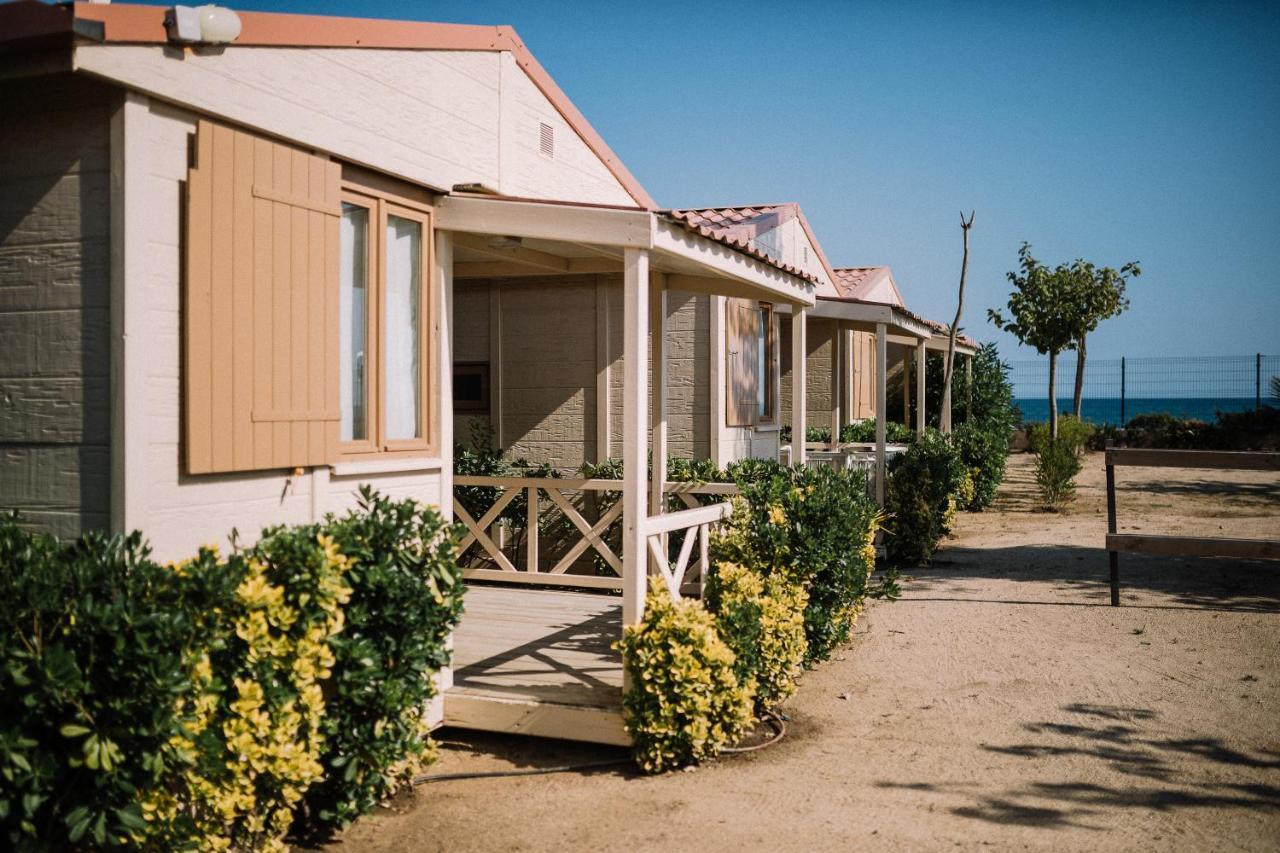 Camping Senia Caballo De Mar 피네다데마르 외부 사진