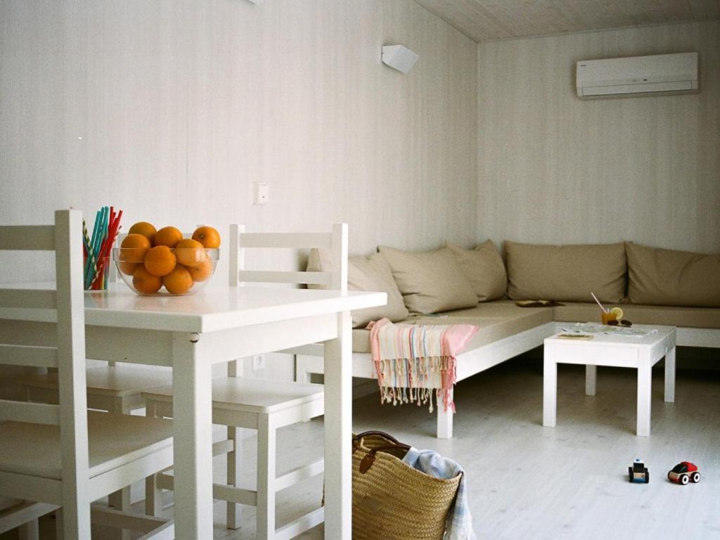 Camping Senia Caballo De Mar 피네다데마르 외부 사진