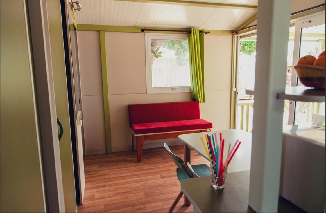 Camping Senia Caballo De Mar 피네다데마르 외부 사진